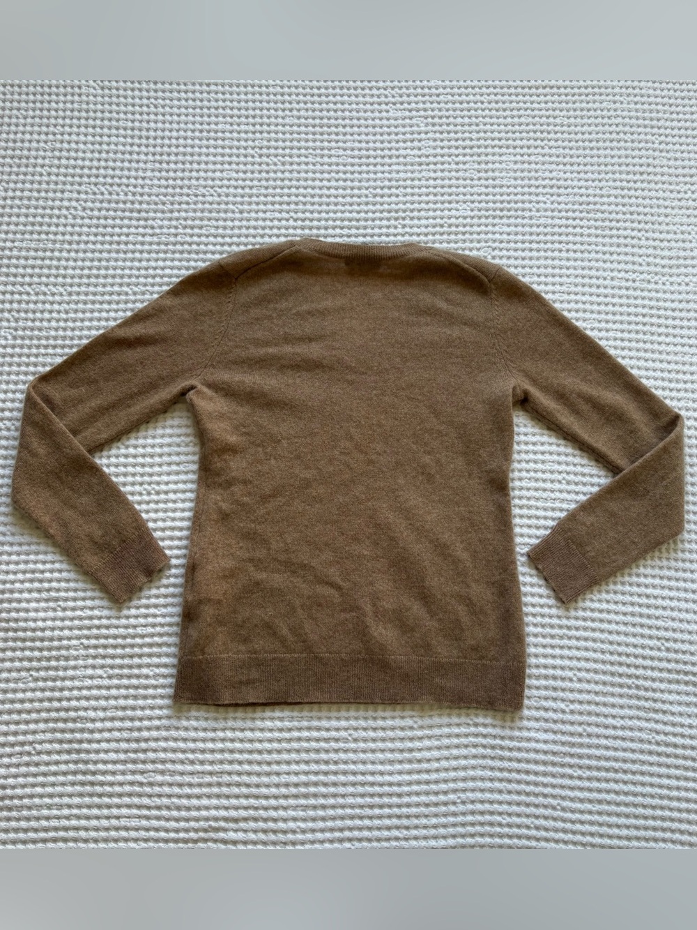 Charter Club Luxury 100% Cashmere V Neck Sweater Camel Tan Classic Soft - S - Picture 6 of 6